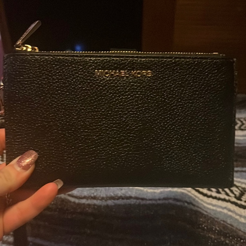 Micheal Kors continental wallet NWOT